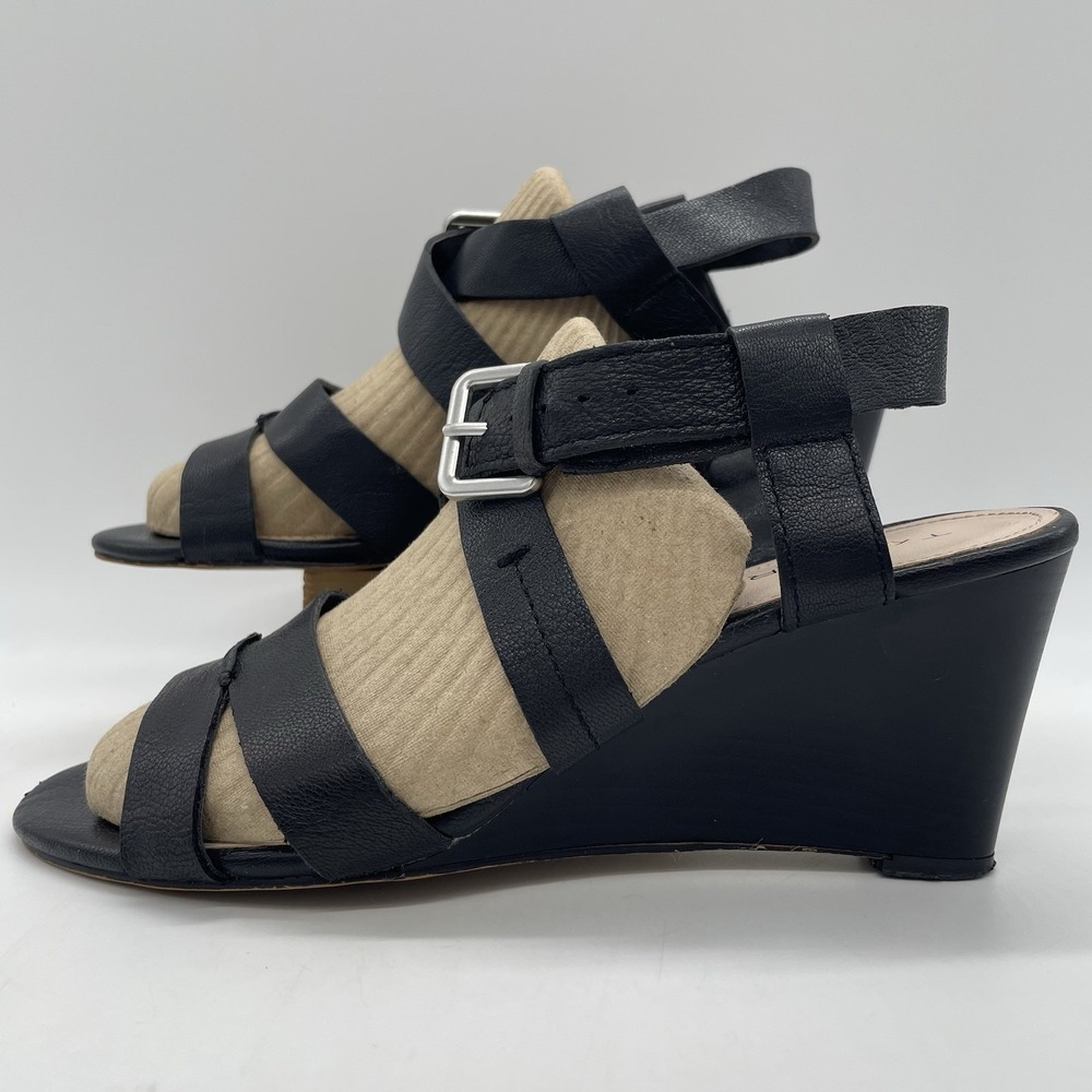 Tahari Women 7 Shoes Valen Sandals Black Strappy Open Toe Leather Wedge‎ Heel